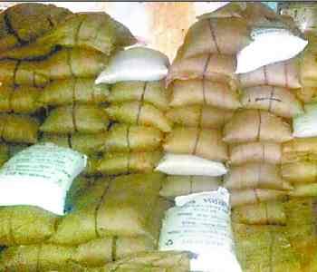 The poor 474 sack grain caught of black market