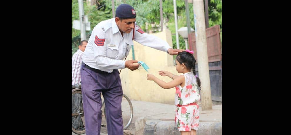 3 year old girl running campaign against pollution