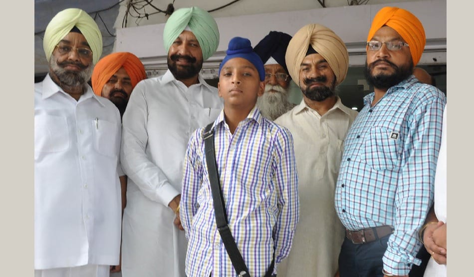 sikh student participate yoga class of PM modi in capitol complex