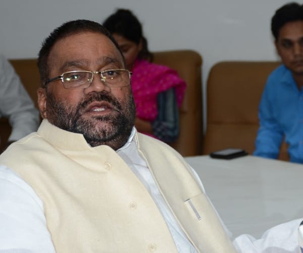 swami prasad praises narendra modi.