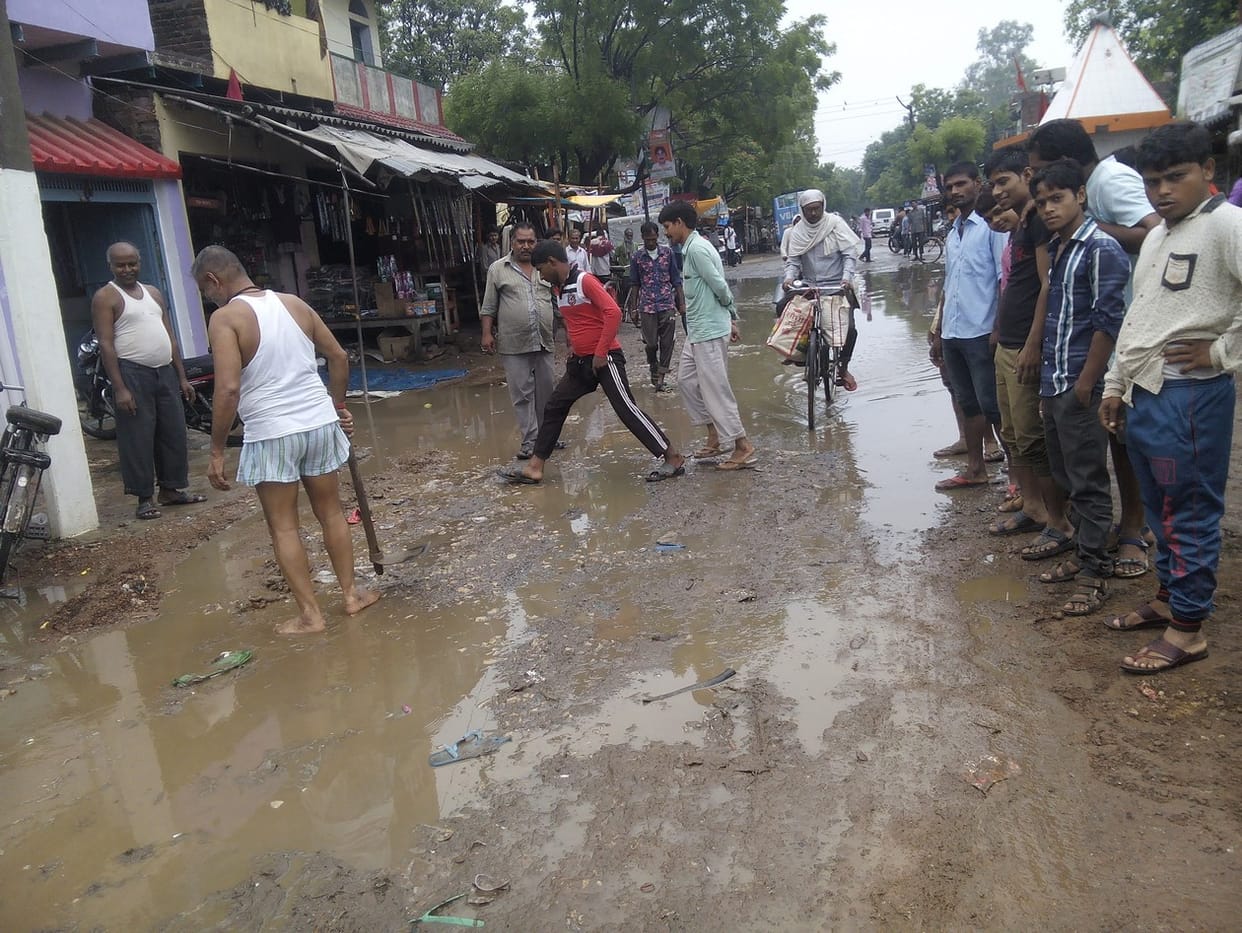 The shifting monsoon came, I smile on the faces of farmers