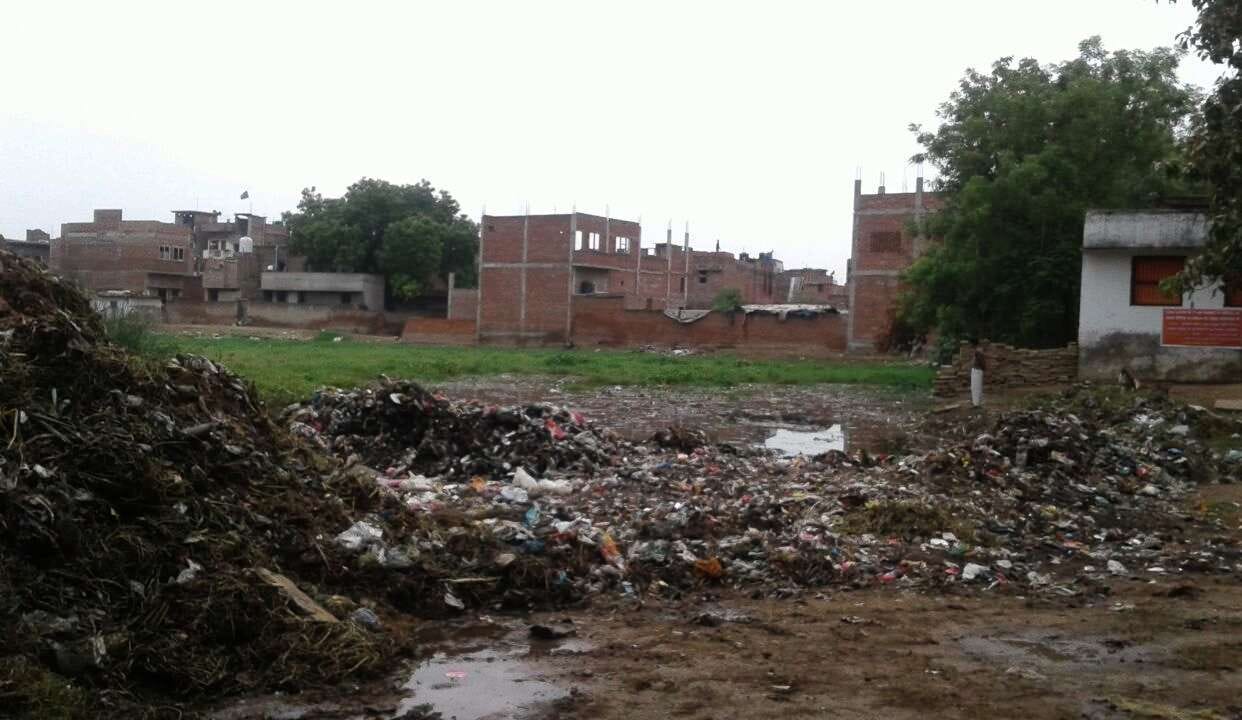 Tulsidas was erected mounds of garbage pit