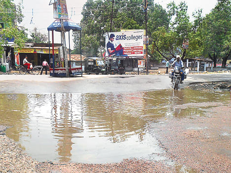 Polls opened rain sewer cleaning
