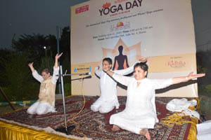  " Healthy body , so must do daily yoga '