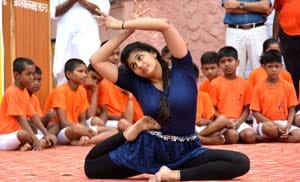 Learn to be Healthy Yoga Day in schools