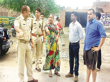 Cash, jewelery looted from the temple woman being