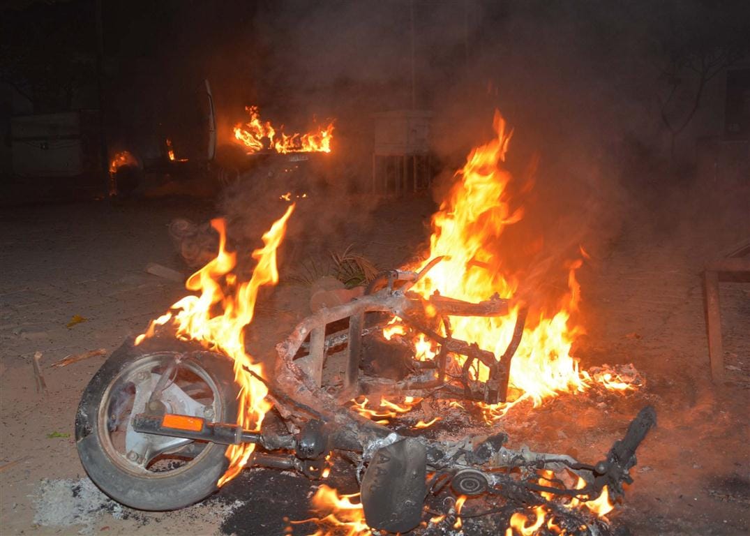 AMU expelled 11 students , 17 suspended
