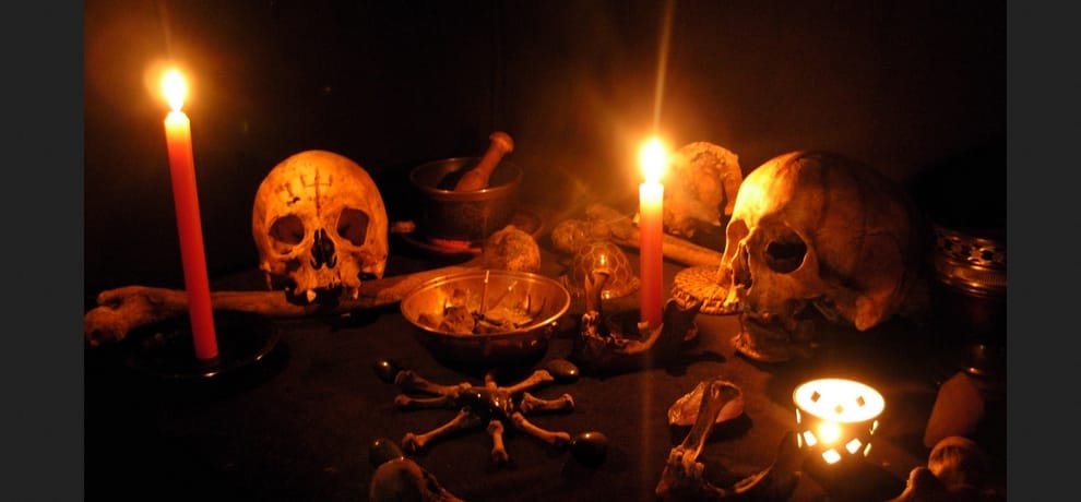 अँधेरे से रोशनी की तरफ जाता हुआ रास्ता - मैजिक मोमेंट्स