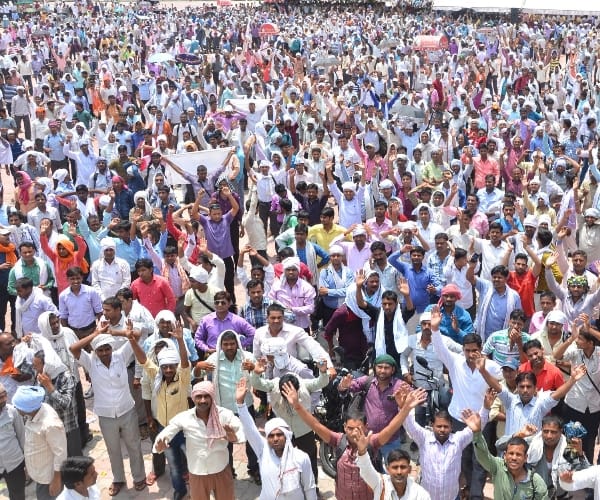 arrest of gram rojgar sevak in lucknow.