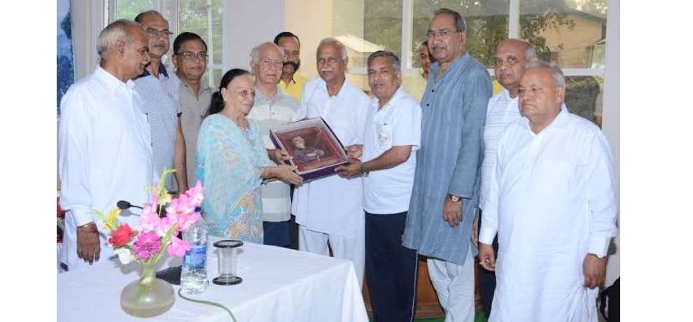 bjp mp shanta kumar statement over cabinet