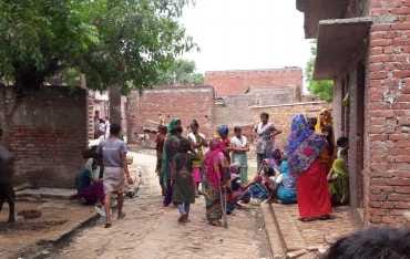 The procession of the five killed in the incident in Lucknow Kadrchauk