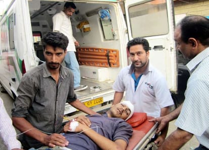 hrtc plunged into a gorge near mandi 1 dead 24 injured