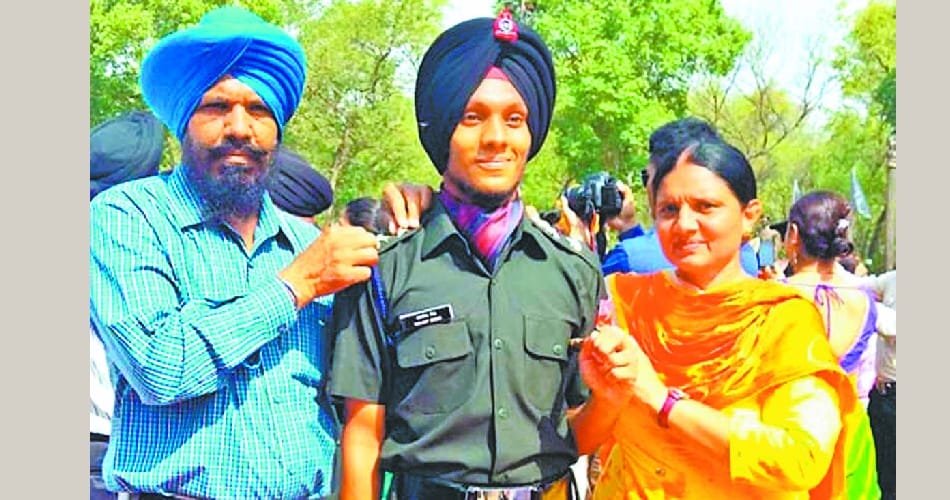 Lt. navjot singh, indian army, shiwalik school, mohali student, mohali
