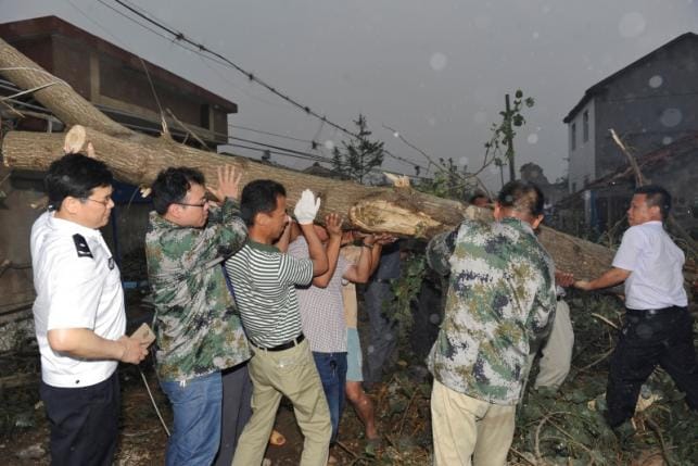 Savage storm pummels eastern China, killing 98
