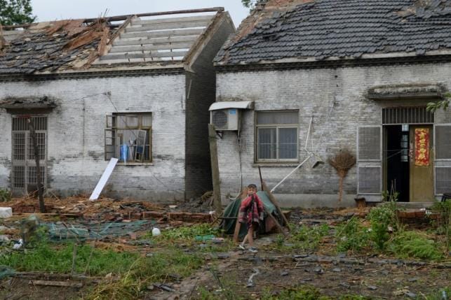 Savage storm pummels eastern China, killing 98