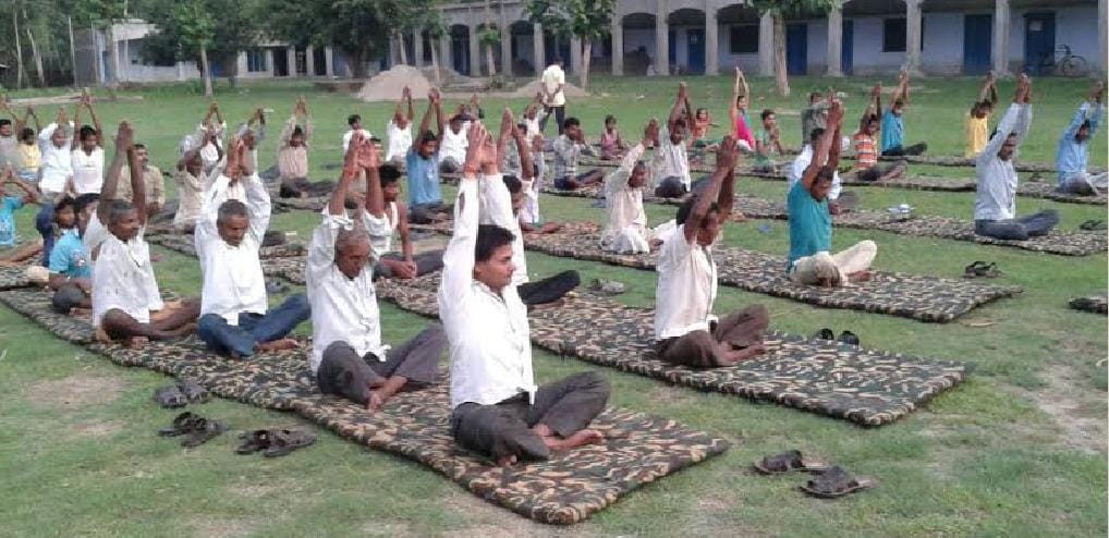 The yoga seekers