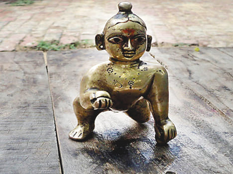 Sage stolen precious statue 