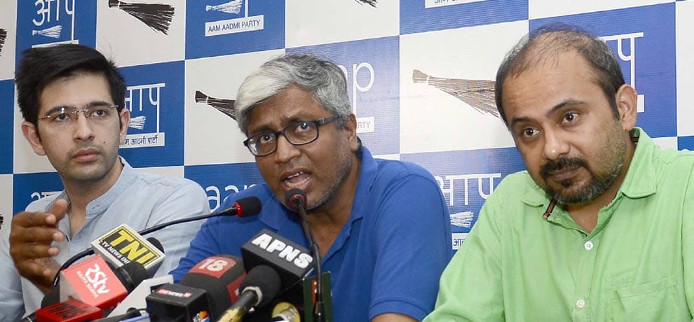 Mohania raging leader's arrest, said the undeclared emergency-like situation in Delhi