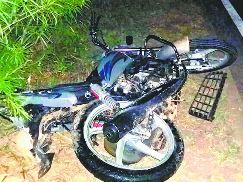 chinees maanza made a wound to a youth in delhi 