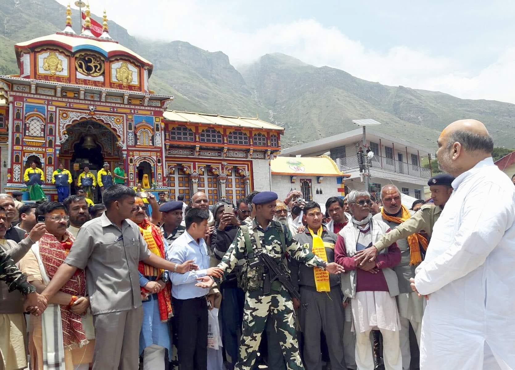 badrinath visit photos of bjp president amit shah.