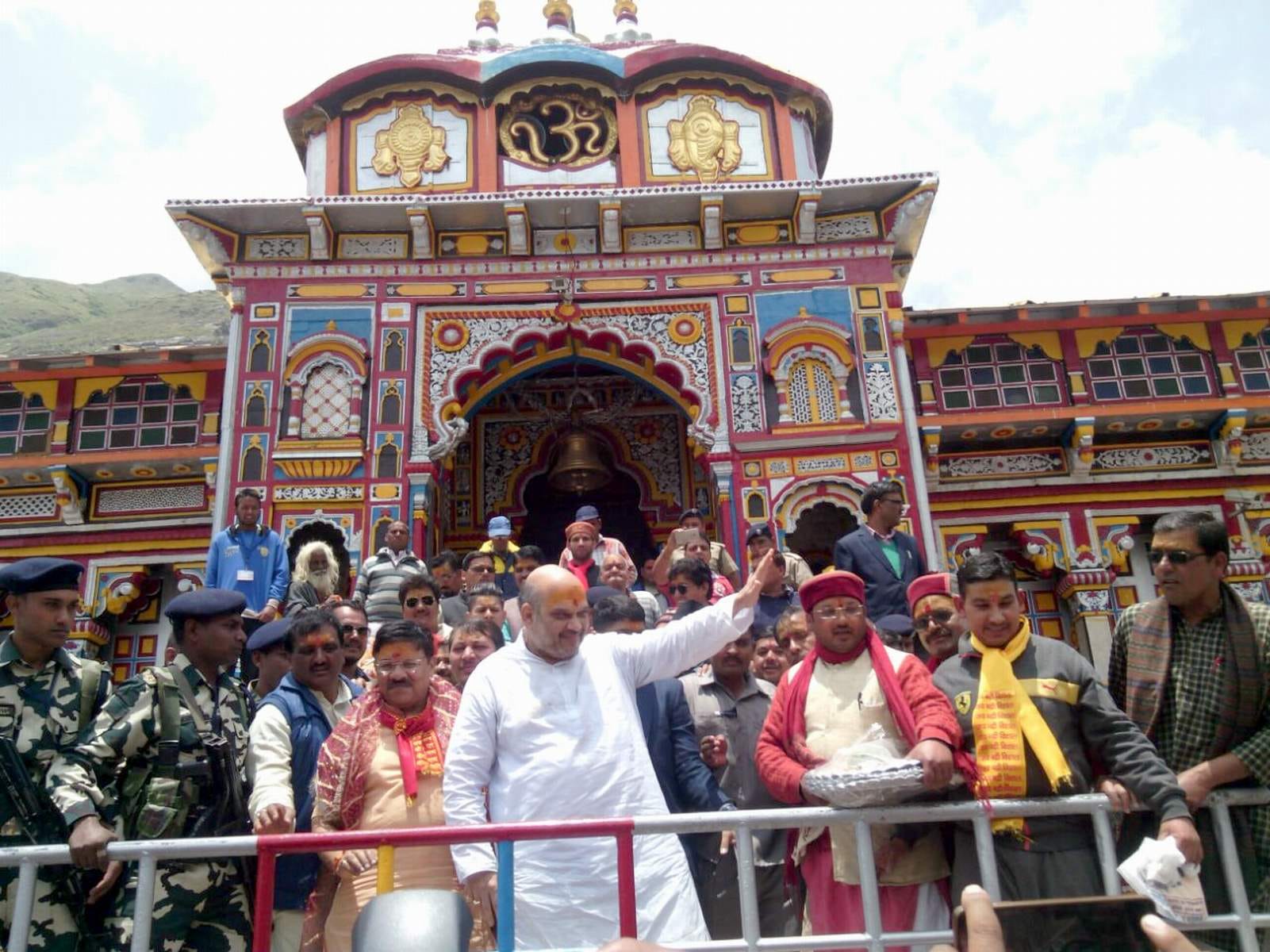 badrinath visit photos of bjp president amit shah.