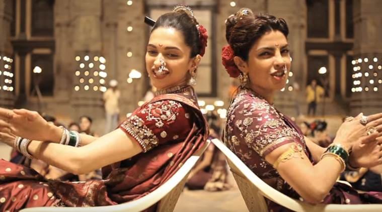 deepika padukone refuse to share stage with priyanka