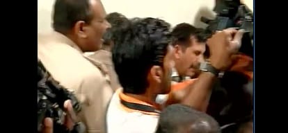 AAP mla dinesh mohaniya allegedly slapped a senior citizen for water complaint