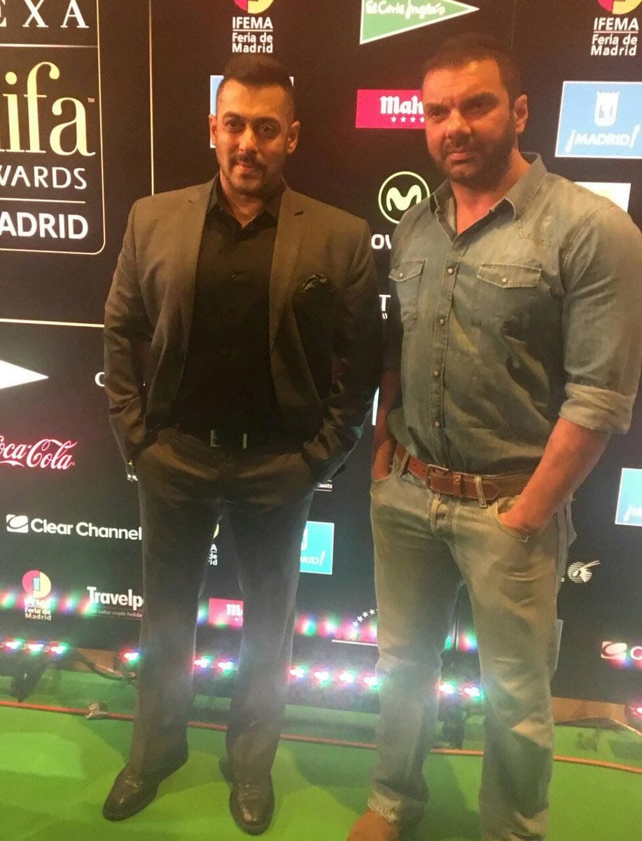 bollywood stars in IIFA 2016
