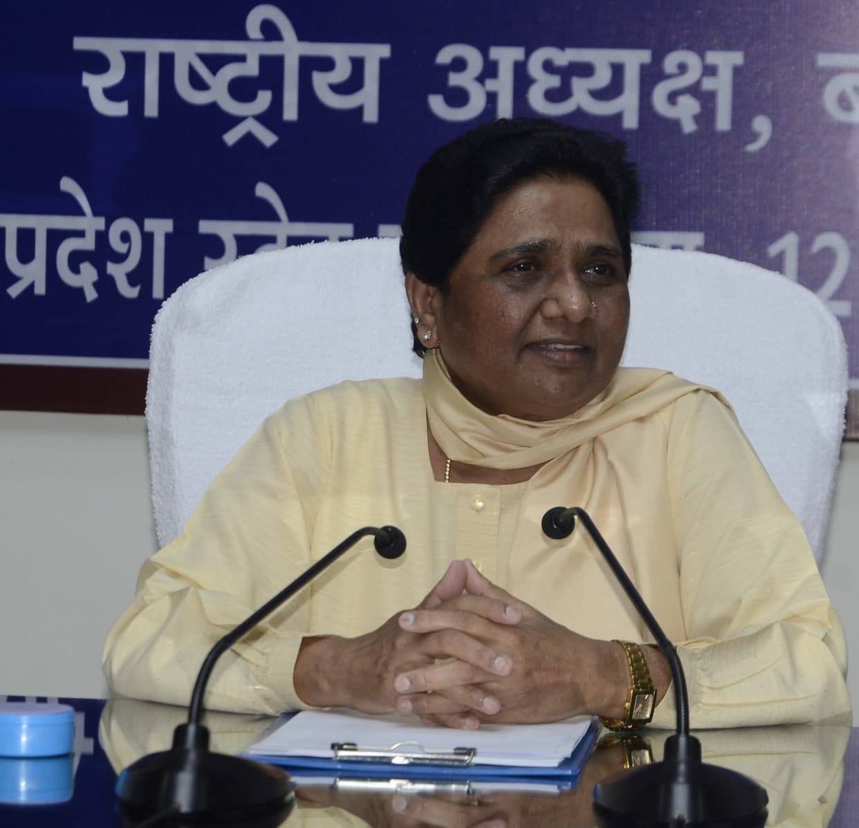 amar ujala poll on bharatiya janata party leader dayashanker on bsp supremo mayawati