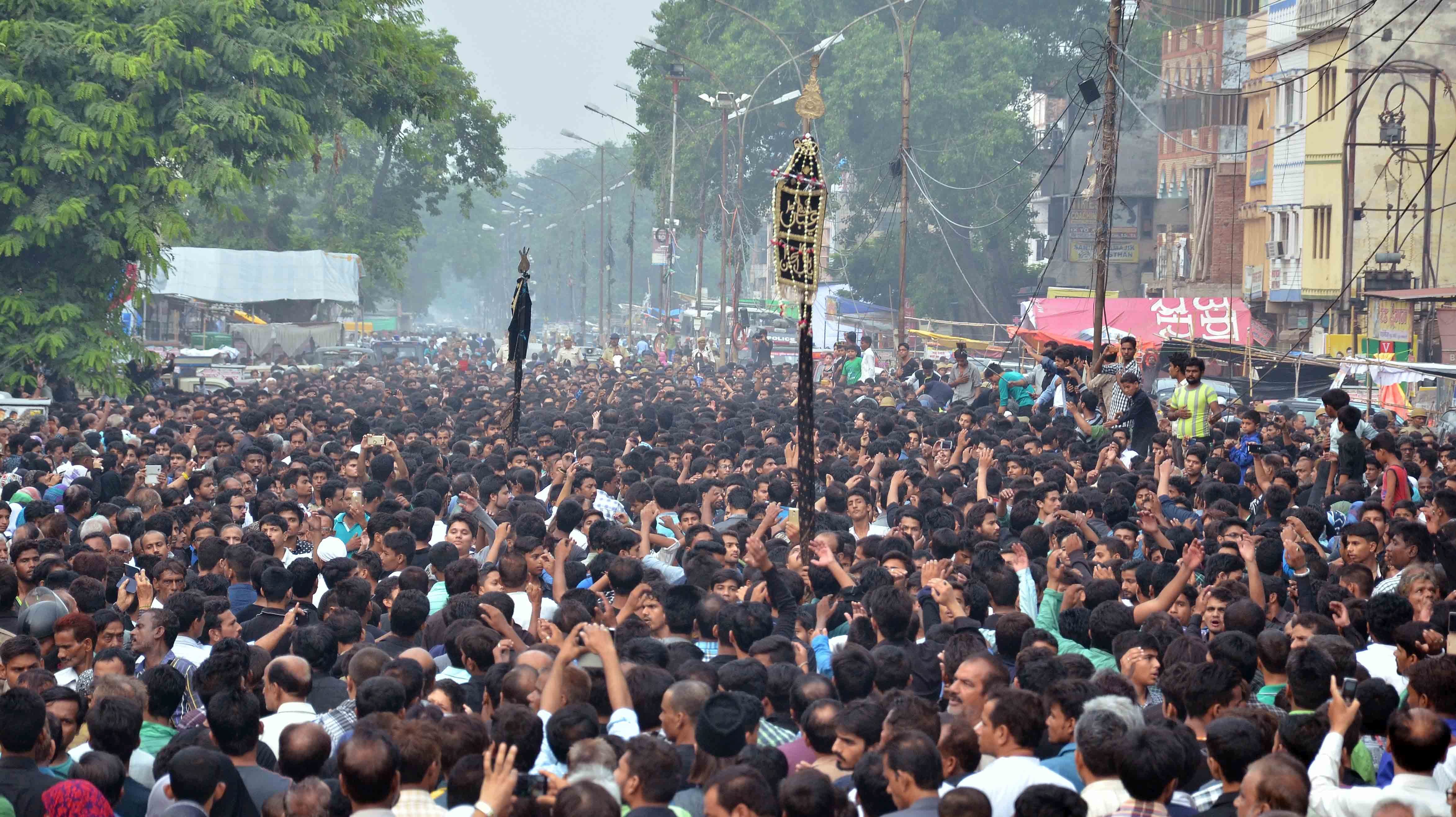 taboot ka juloos in lucknow