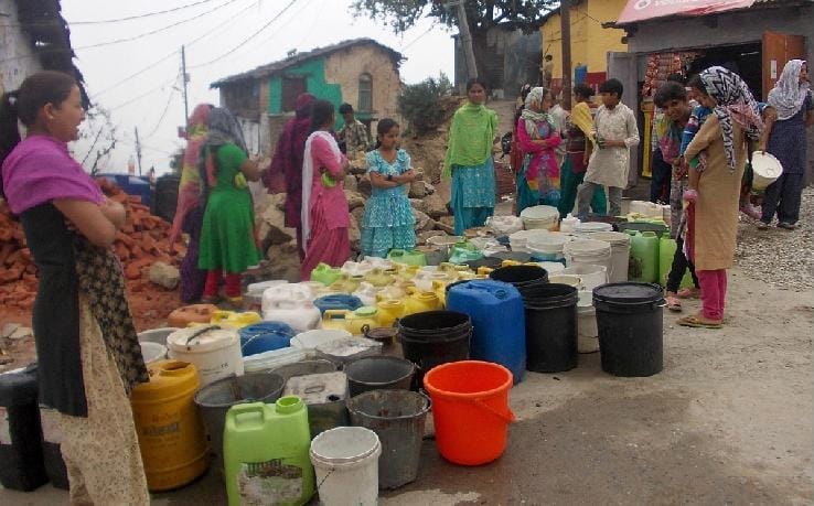 water crysis in ranikhet