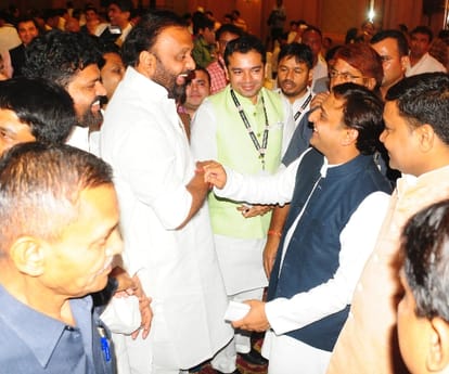 Akhilesh Yadav replies on all questions.