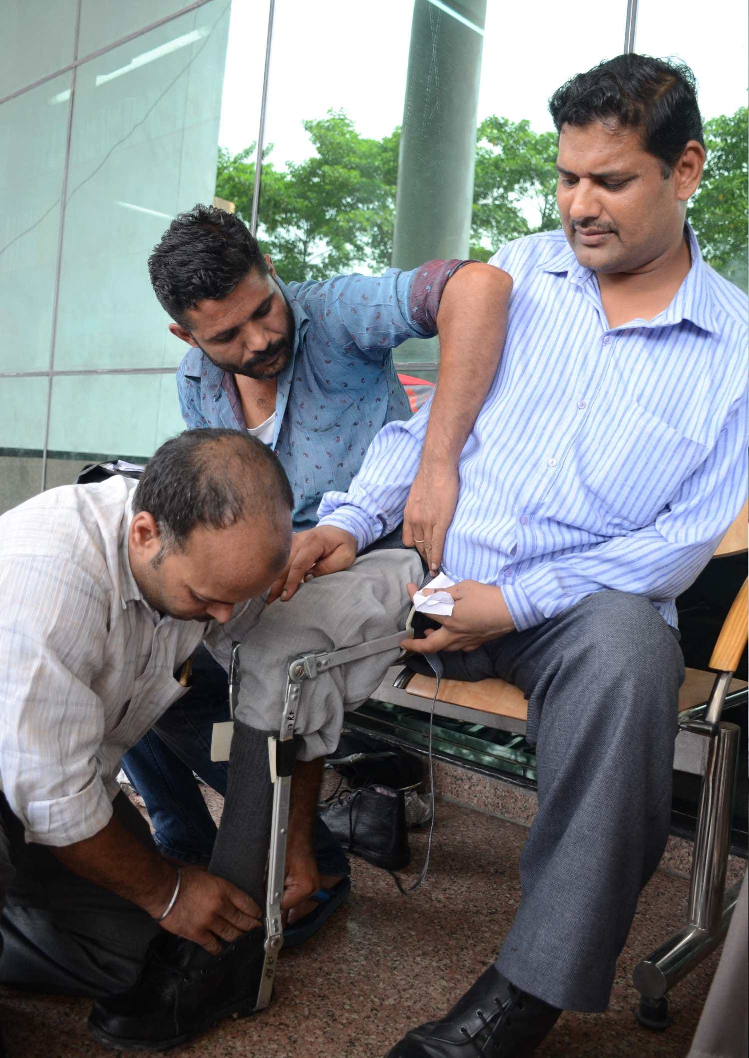 amar ujala and indresh hospital distributed Artificial limbs