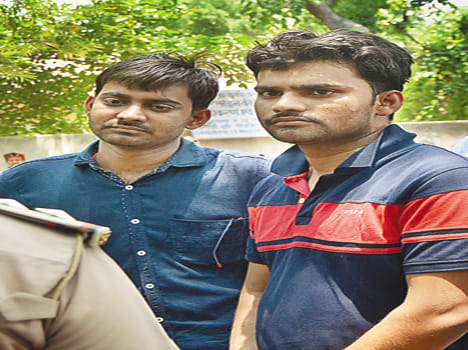 Head Constable crushed by tanker, death