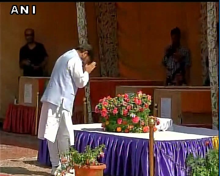 mehbooba Mufti pays homage to CRPF jawans who lost their lives in Pampore terror attack