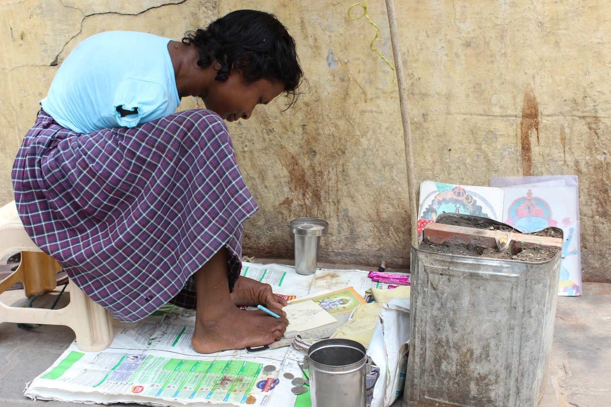 disabled anjana make picture through her leg