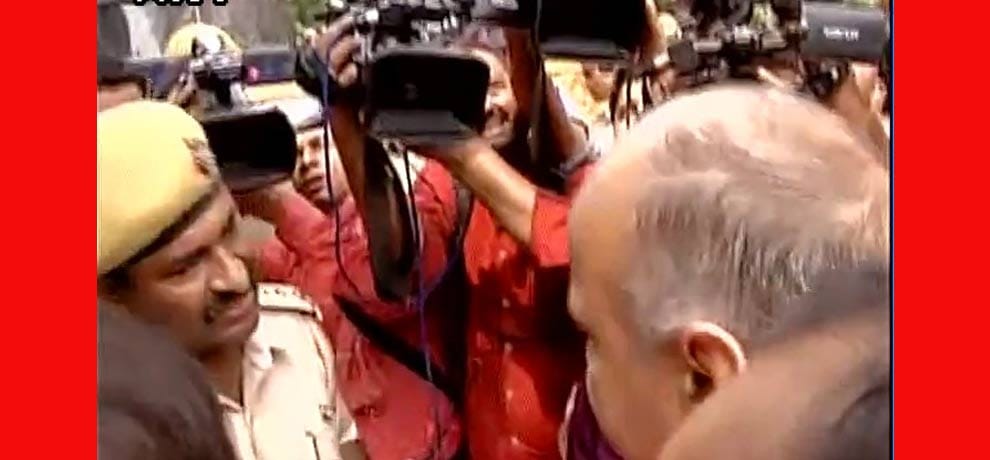 manish sisodiya stopped before reaching 7 rcr pm house