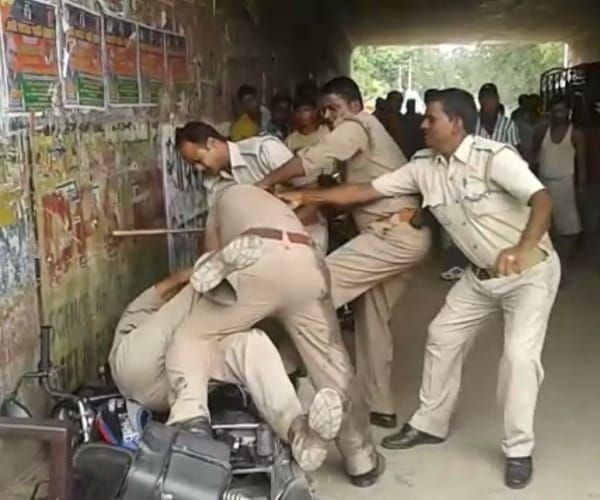 Police men had fight for money