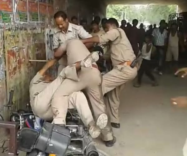 Police men had fight for money