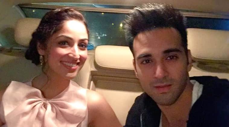 Pulkit Samrat loses cool at Mumbai airport