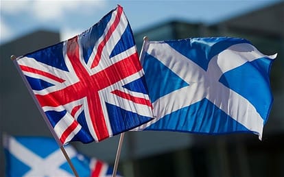 European Parliament urges Britain to begin EU exit 