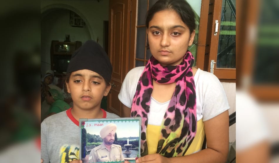 CRPF soldier shaheed in terror attack in srinagar: body will be reached native village