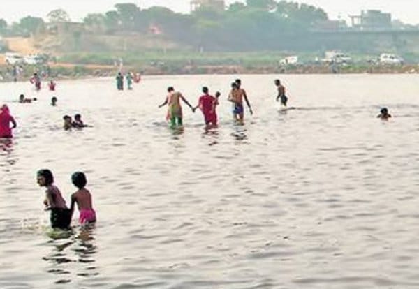 sisters floated in yamuna, rohtak sisters floated in yamuna, sonipat sister floating incident