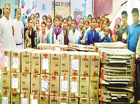 Distributed 40 sewing machines to summer camp in banda