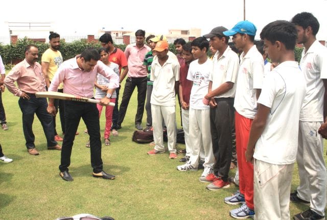 captain Aakash Chopra Tips to Players 