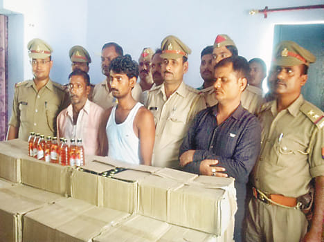Haryana liquor recovered 27 cases, three arrested