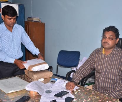 Ruckus during UPSSSC examination in Lucknow.