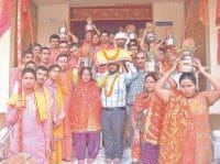 Mnihare's clothes made, black bangle come to sell ..., Kurukshetra