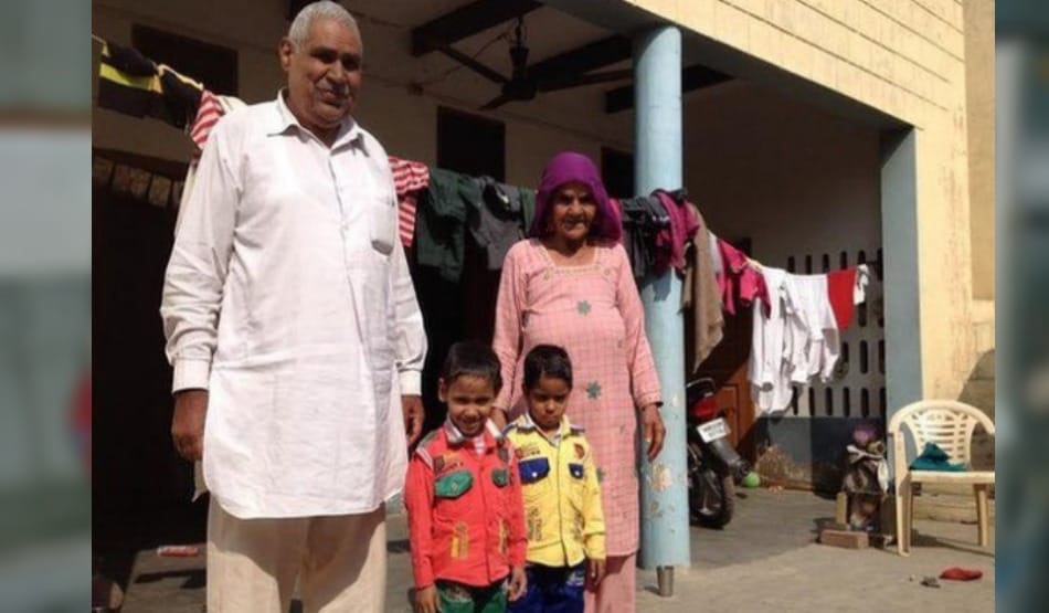 OMG, world oldest mothers, gives birth age of 66 and SEVENTY