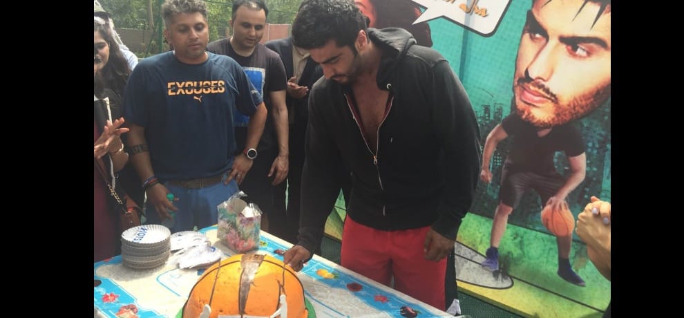 arjun kapoor turns 31, celebrates his birthday on the sets of half girlfriend